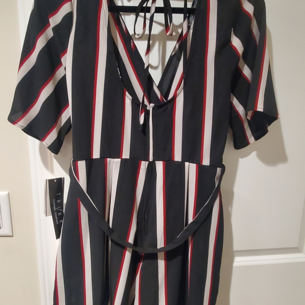 Romper - Picture 2 of 4
